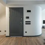 Brand New Duplex Wparking 2bd2bath #336 Lägenhet *