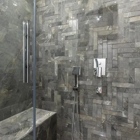 Brand New Duplex Wparking 2bd2bath #336 اسطنبول